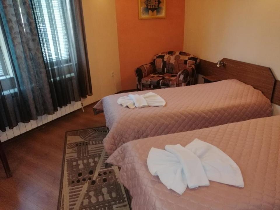 סטרה זגורה Хотел Омега מראה חיצוני תמונה